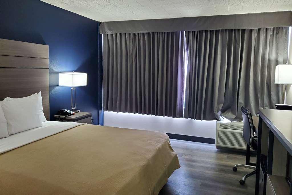 Baymont By Wyndham Laredo Hotel Szoba fotó